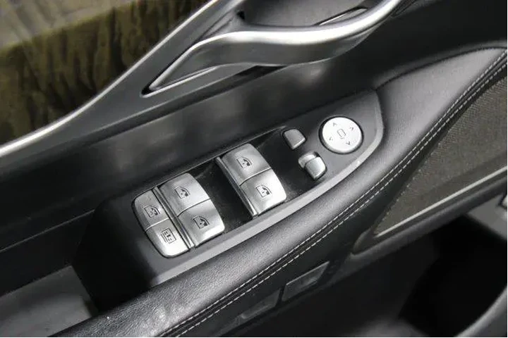 $29954 : BMW 7 Series 2018 AWD ALPINA image 4