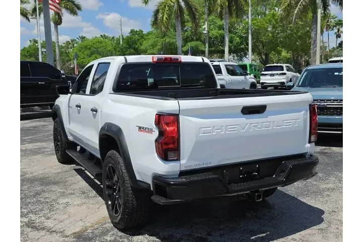 $37590 : Chevrolet Colorado 2024 4x4 image 6