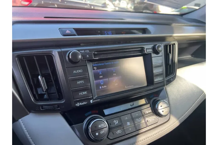 $15995 : 2014 RAV4 XLE image 8