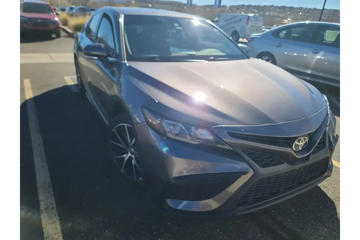 $23275 : Toyota Camry 2022 SE 4dr Sed image 3