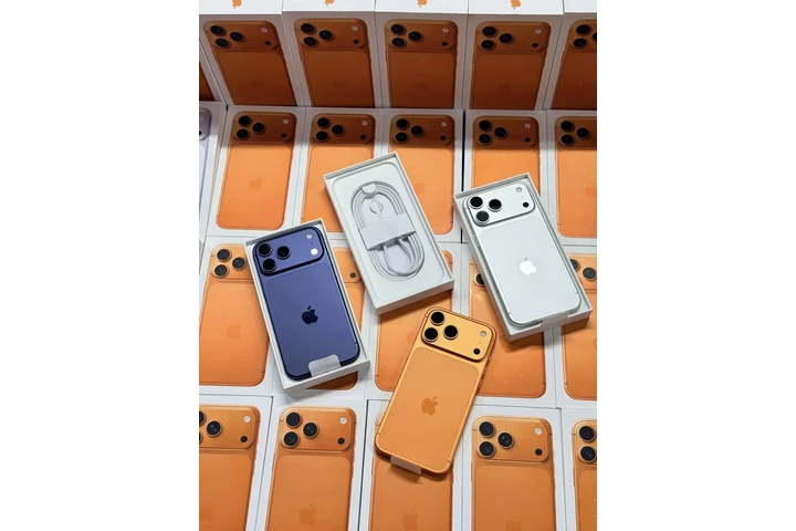 Apple iPhone 17 Pro Max/17 Pro image 2