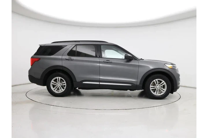 $25998 : Ford Explorer 2023 AWD XLT 4 image 7