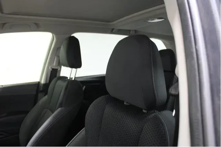 $28951 : Subaru Forester 2021 AWD Pre image 5