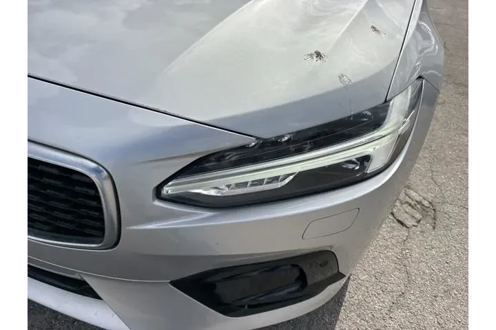 $26988 : Volvo S90 2020 AWD T6 R-Desi image 9