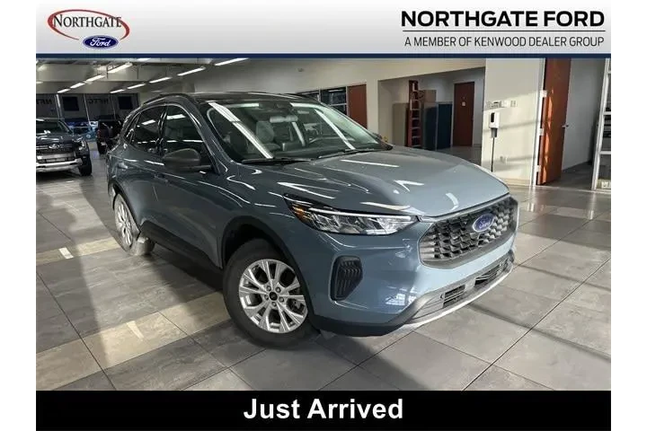 $22500 : Ford Escape 2023 AWD Active image 1