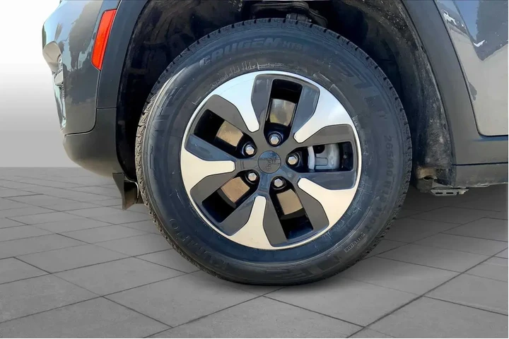 $33255 : Jeep Grand Cherokee 2023 4x4 image 10