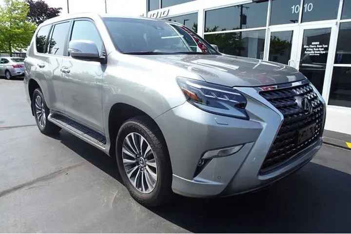 $53999 : 2022 GX image 2