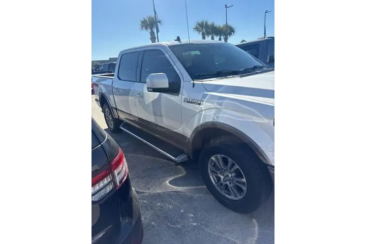 $33164 : Ford F-150 2019 4x4 Lariat 4 image 2