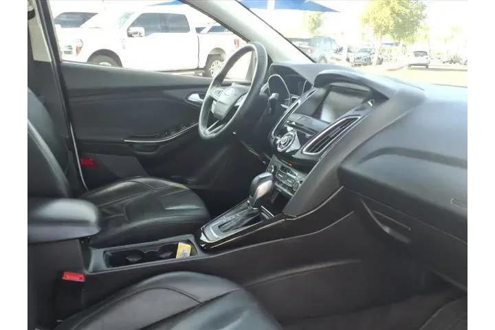 $8996 : Ford Focus 2015 Titanium 4dr image 10