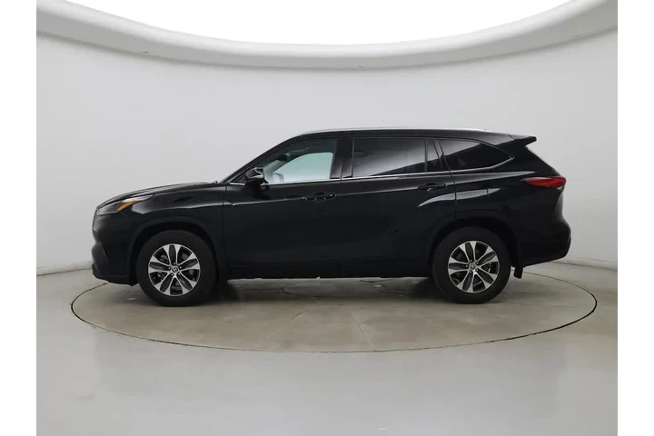 $33998 : Toyota Highlander 2021 AWD X image 3