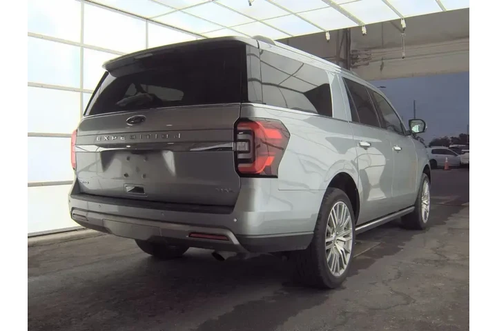 $39990 : Ford Expedition MAX 2023 4x4 image 4