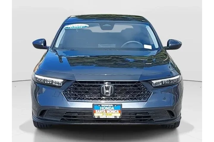 $24600 : Honda Accord 2024 LX 4dr Sed image 2