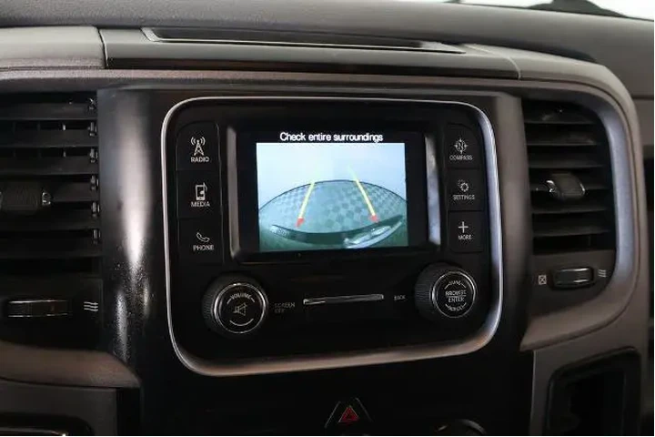 $20433 : Ram 1500 Classic 2019 4x4 Tr image 6