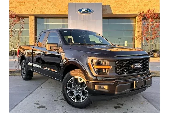 $32995 : Ford F-150 2024 4x2 STX 4dr image 1