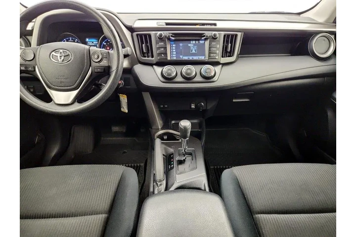 $20998 : Toyota RAV4 2017 LE 4dr SUV image 9