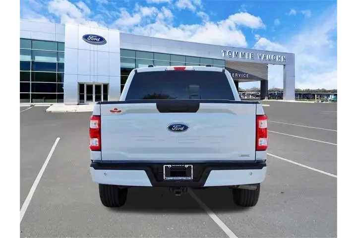 $32946 : Ford F-150 2022 4x2 XL 4dr S image 3