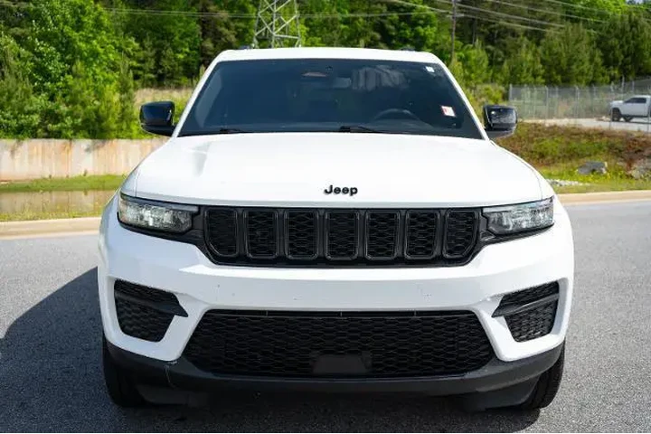 $35987 : Jeep Grand Cherokee 2023 4x4 image 2
