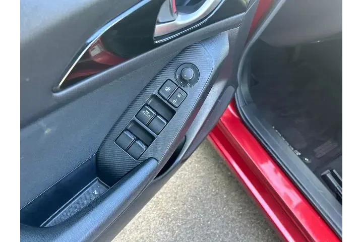 $13995 : Mazda Mazda3 2016 i Sport 4d image 7