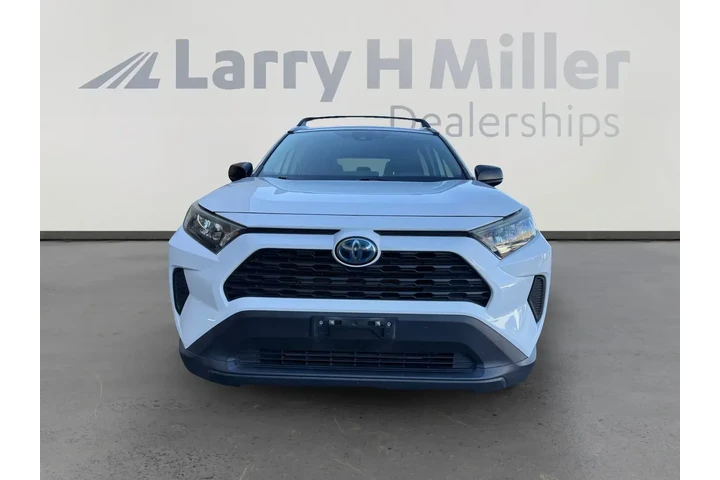 Toyota RAV4 Hybrid 2021 AWD image 8