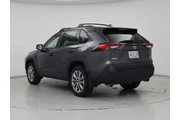 $31998 : Toyota RAV4 2022 AWD XLE Pre thumbnail