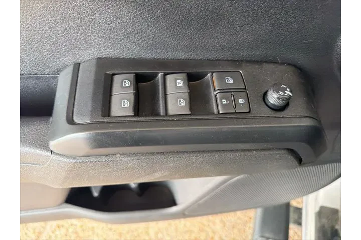 $36352 : Toyota Tacoma 2023 4x4 TRD P image 9