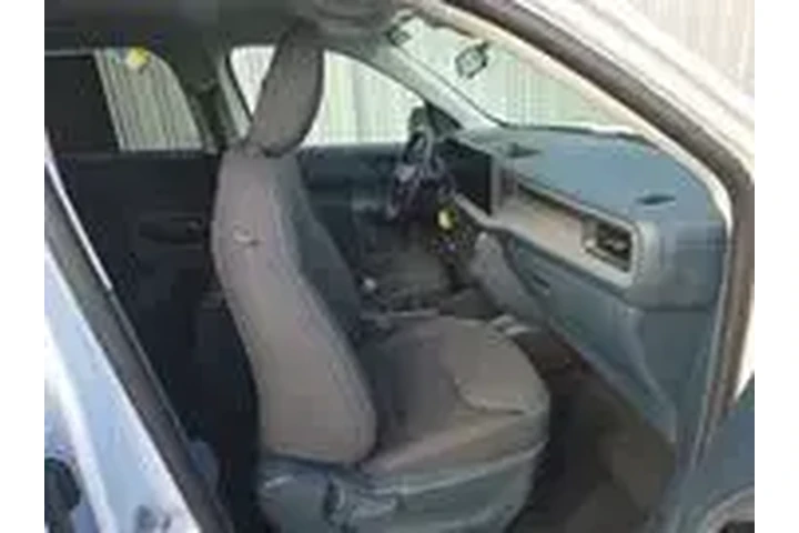 $30950 : Ford Maverick 2025 XL 4dr Su image 8