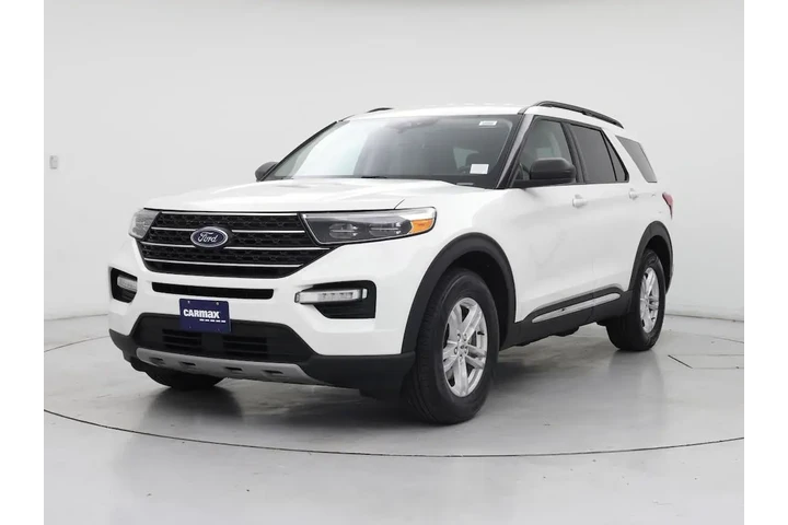 $27998 : Ford Explorer 2022 AWD XLT 4 image 4