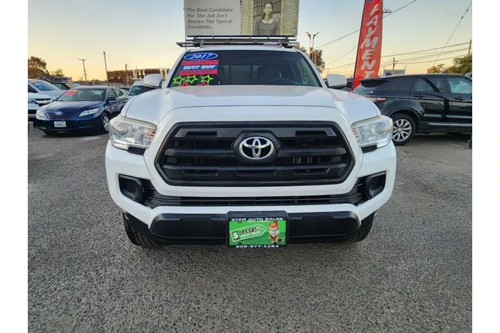 $18599 : 2017 Tacoma SR image 3
