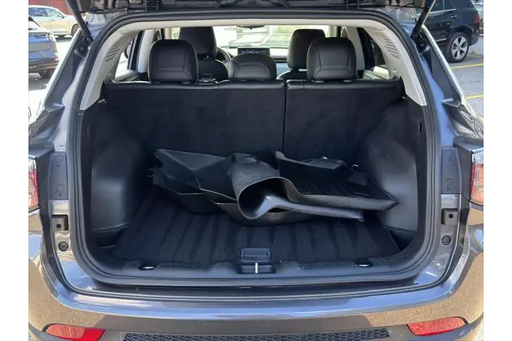 $17595 : Jeep Compass 2022 4x4 Latitu image 8