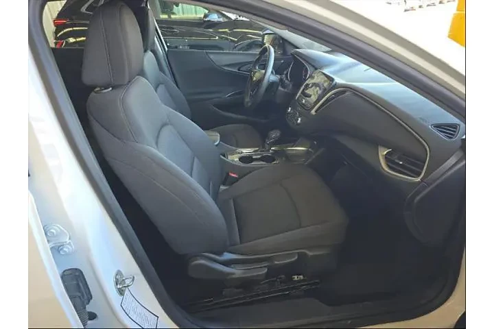 $16995 : Chevrolet Malibu 2023 LT 4dr image 5