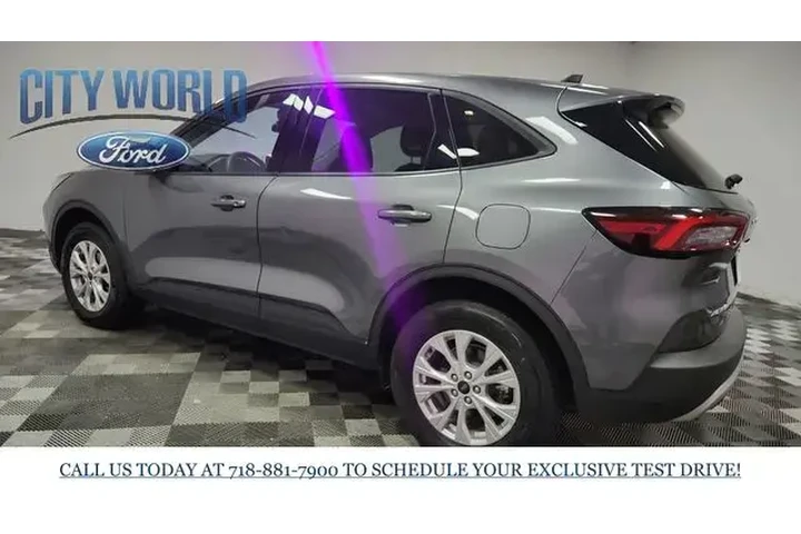 $23368 : Ford Escape 2025 AWD Active image 5