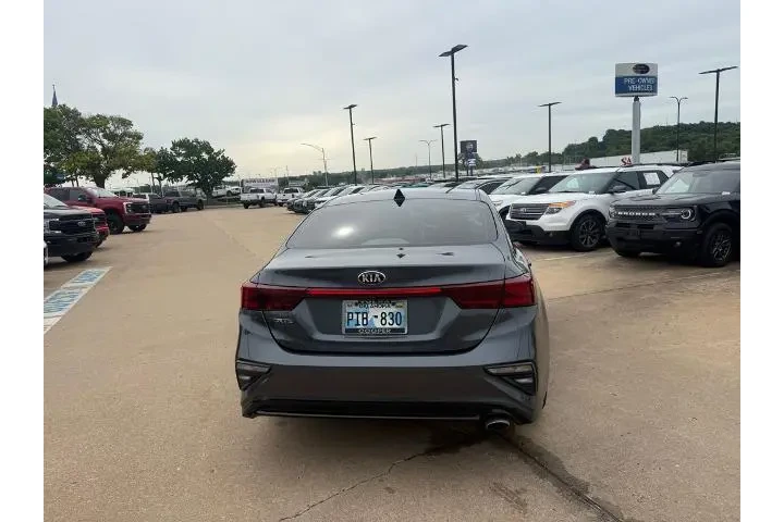$14492 : Kia Forte 2019 LXS 4dr Sedan image 8
