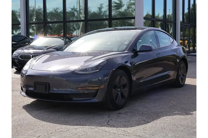 $21390 : Tesla Model 3 2021 AWD Long image 9