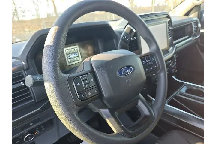 $32499 : Ford F-150 2025 4x2 STX 4dr image 10