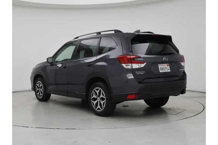 $23998 : Subaru Forester 2020 AWD Pre image 2