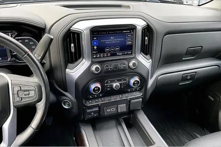 $37998 : GMC Sierra 1500 2021 4x4 SLT image 7