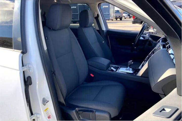 $15201 : Land Rover Discovery Sport 2 image 9