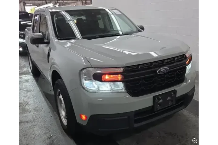 $25950 : Ford Maverick 2022 AWD XL 4d image 1