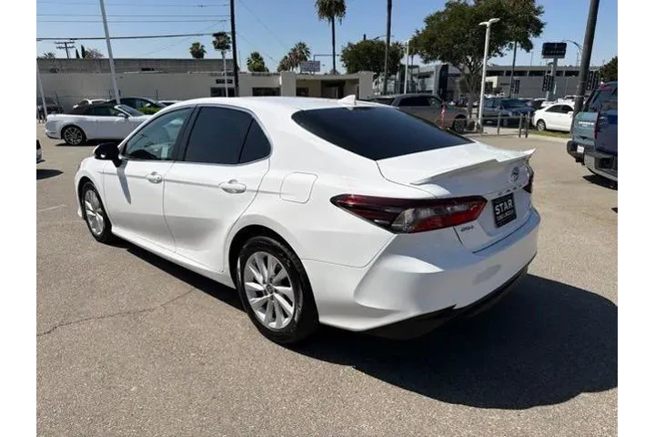 $22526 : Toyota Camry 2022 LE 4dr Sed image 5