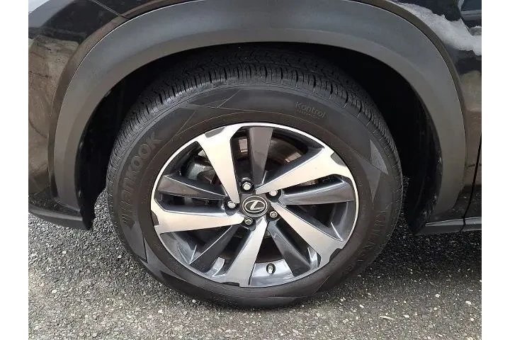 $30897 : Lexus NX 300 2021 AWD 4dr Cr image 10