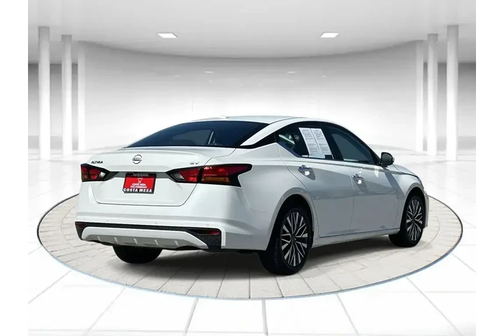 $17670 : Nissan Altima 2023 2.5 SV 4d image 4