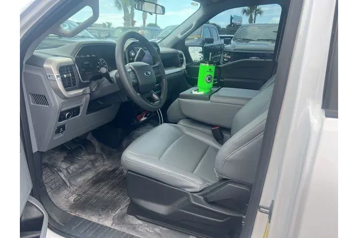 $35002 : Ford F-150 2023 4x2 XL 2dr R image 10