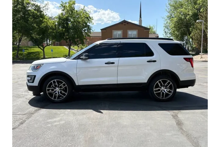 $9900 : 2016 Explorer Sport image 8