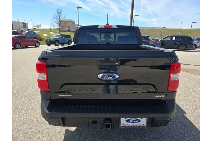$33000 : Ford Maverick 2023 AWD XL 4d image 4