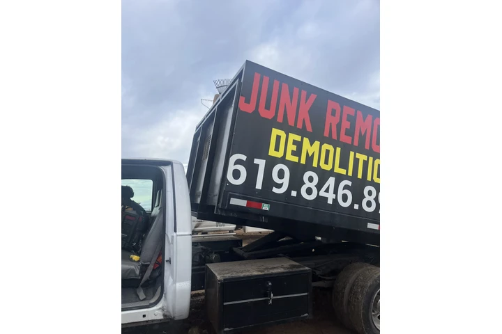 🧱 No Más Escombros image 3