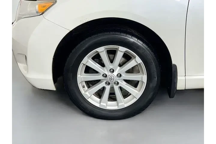 $11975 : Toyota Venza 2011 AWD 4cyl 4 image 10