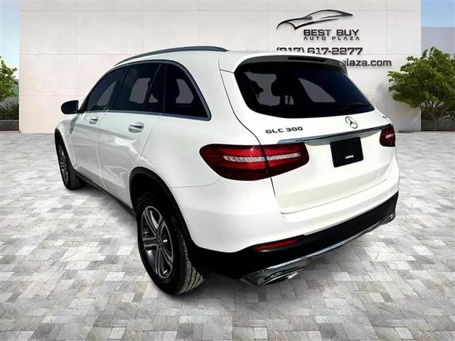 $17595 : 2019 MERCEDES-BENZ GLC GLC 30 image 5