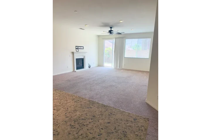 $1200 : Rancho Cucamonga Available image 7