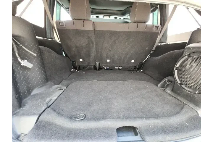 Jeep Wrangler Unlimited 2013 image 7