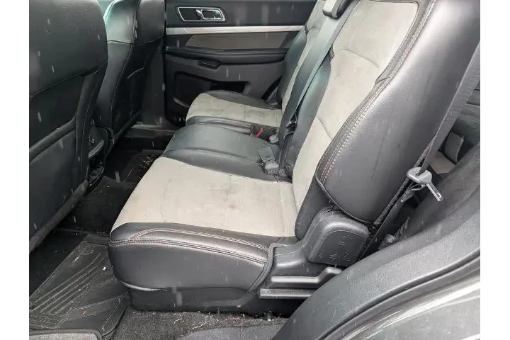 $12000 : Ford Explorer 2017 XLT 4dr S image 7